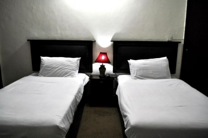 Safari Hotel Upper Mall Lahore Bagian luar foto